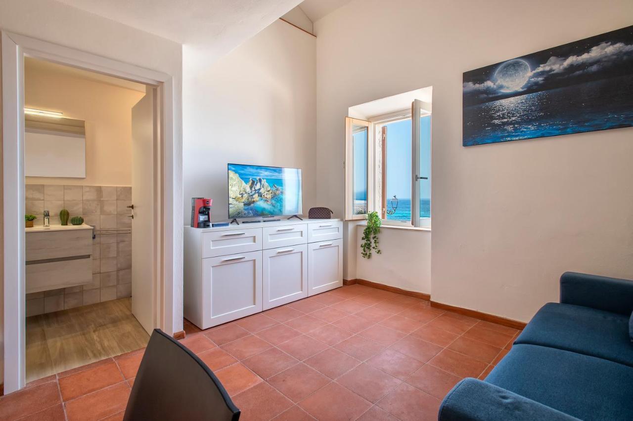 Panoramic Bastioni Sea View Apartment Алгеро Екстериор снимка